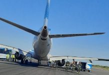 Un avión debió aterrizar de emergencia en Ezeiza tras reventar neumáticos