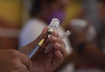 OMS autoriza segunda vacuna contra la malaria