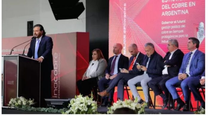 Sáenz en Argentina Cobre 2025: “Tenemos que dejar de ser un país con minerales, para convertirnos en un país minero”