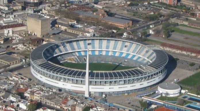 Marcha atrás de Aprevide: Racing levantó la sanción y tendrá público en el Cilindro ante River